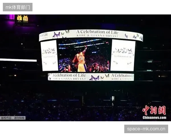 洛杉矶L.A.LIVE以斯台普斯中心为核心，其智慧票务系统支撑体育、演艺、餐饮等多业态的客流融合